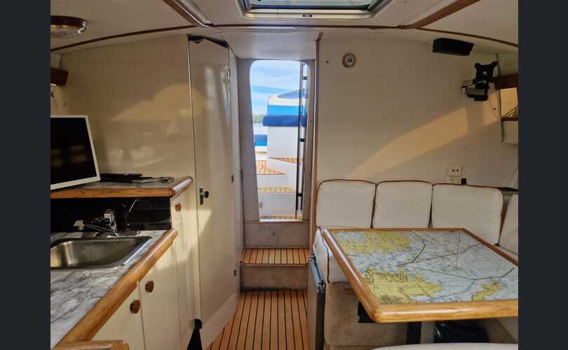 Bayliner 2850 Contessa Sunbridge-kuva-12